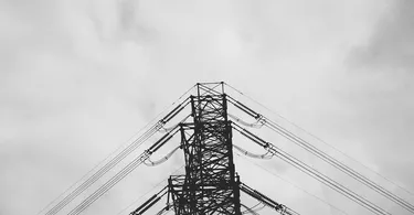 Electrical conductivity in Hindi